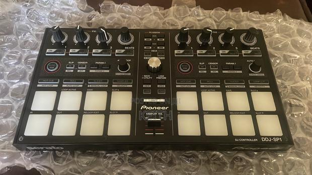 Pioneer DDJ-Sp1 Sub Controller for Serato - main view