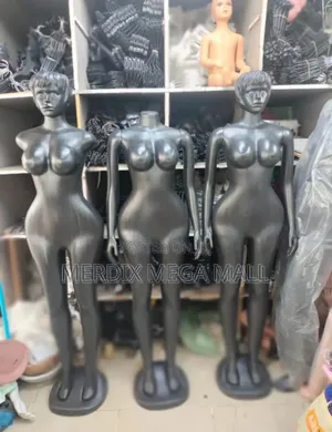 Mannequins, Female Plastic Mannequins, Dummies, Dummy