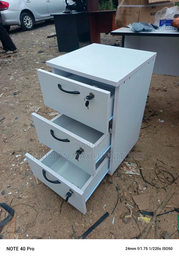 Pedestal Office Pedestal - main view