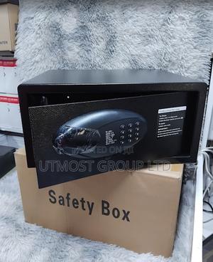 Personal Security Safe Lock Box With Keypad Entry - main view