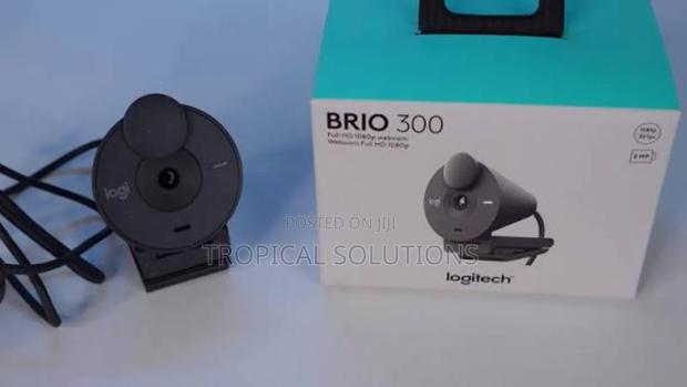 Logitech Brio 300 Graphite 1080p Webcam