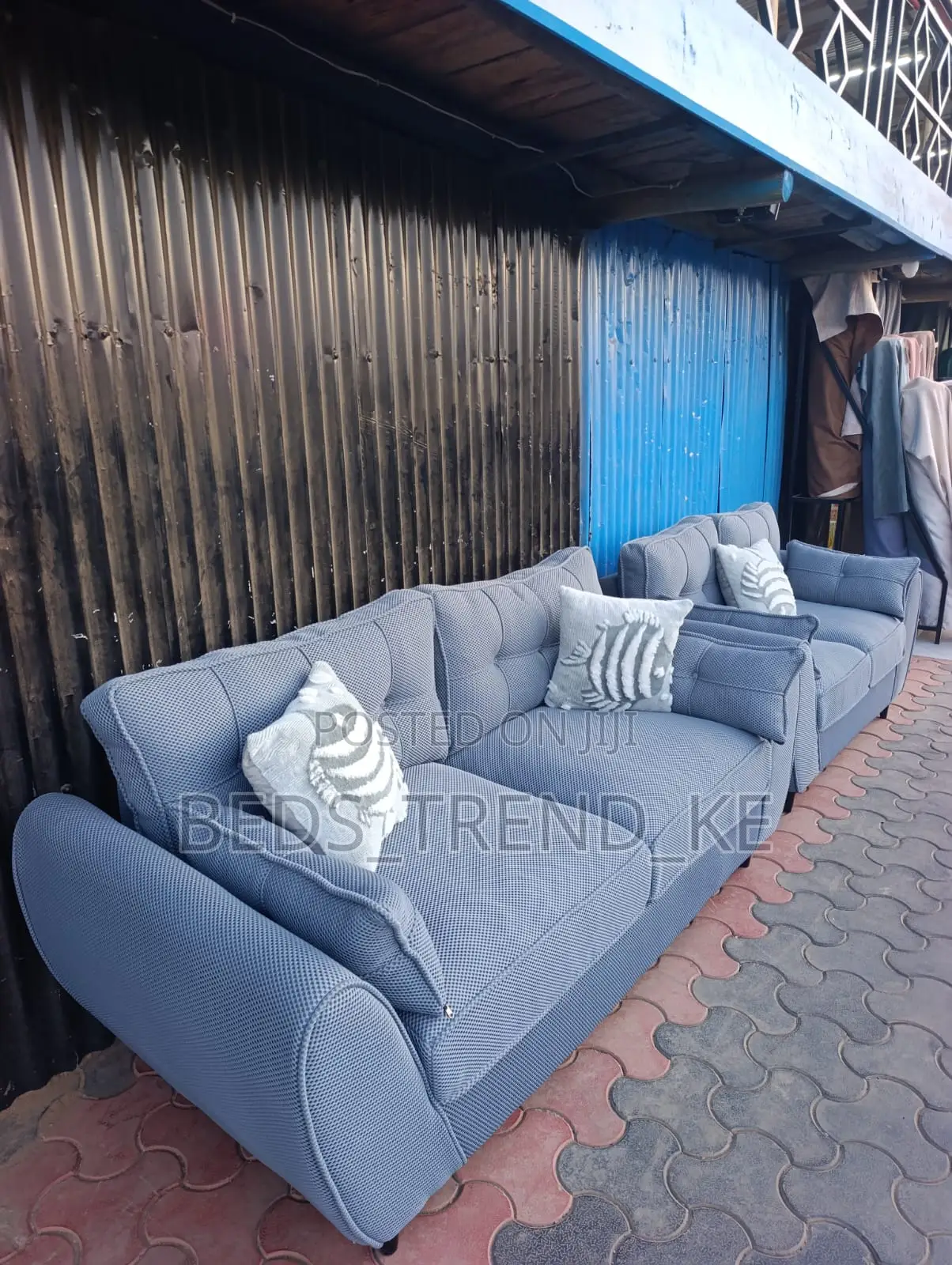 3,2 Butterfly Sofa