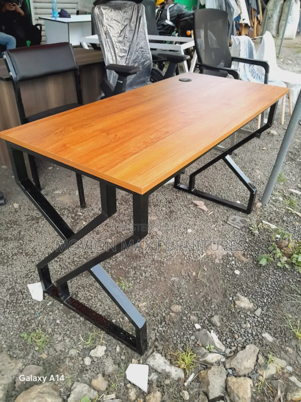 Black Flame 1.2m Table
