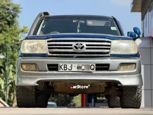 Toyota Land Cruiser 100 VX 4.7 V8 2005 Blue