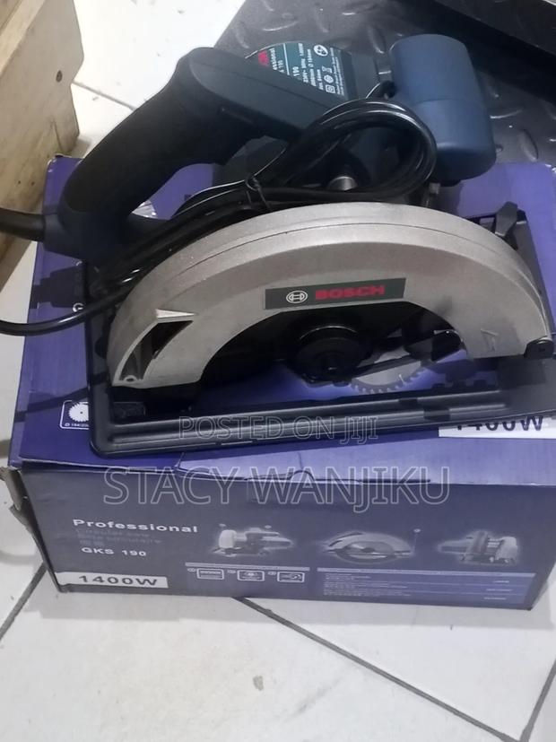 Heavy Duty Bosch Circular Saw