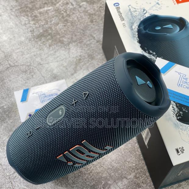 JBL Charge 5 - thumbnail 3