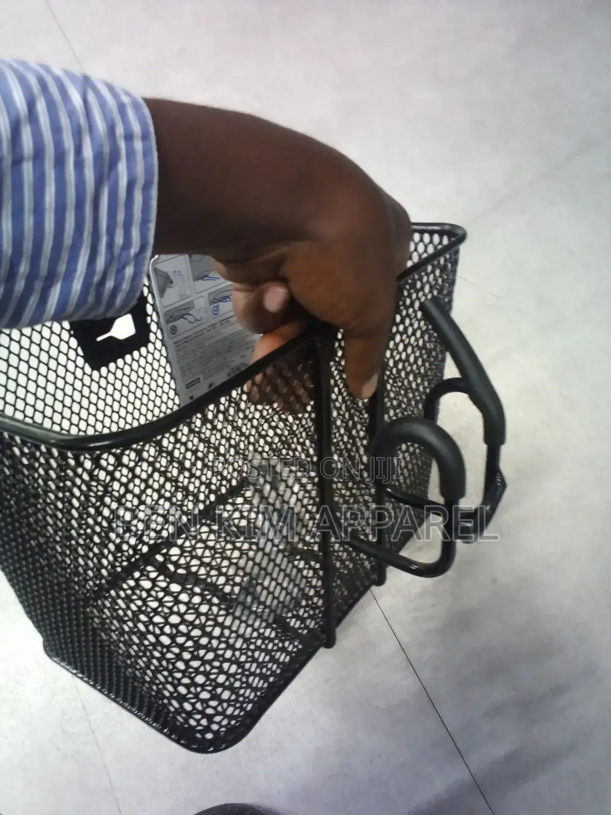 8 Liters Front Bicycle Pannier, Basket Steel and Polyester.