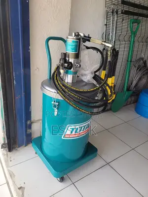 30l Pneumatic/Air Greasing Bucket
