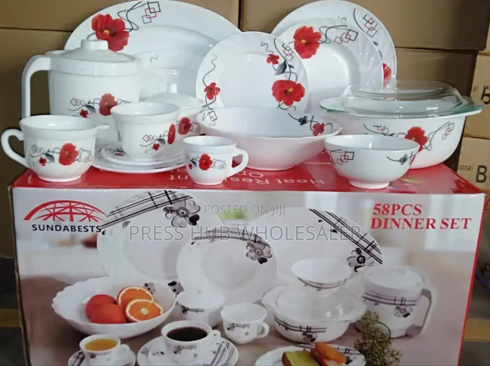 58-Piece Ceramic Dinner Set. : 