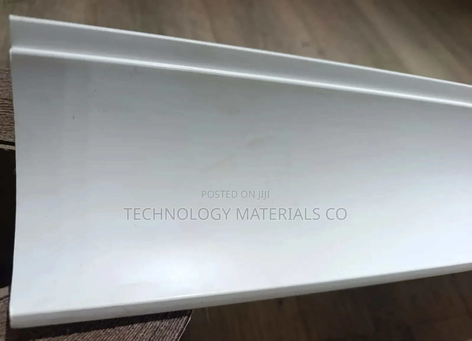 4.5 Inch Led Cornice – 2.4m Long Decorative Ceiling Molding