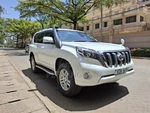 Toyota Land Cruiser Prado 3.0 TD 2012 White