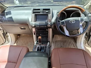 Toyota Land Cruiser Prado 3.0 TD 2012 White