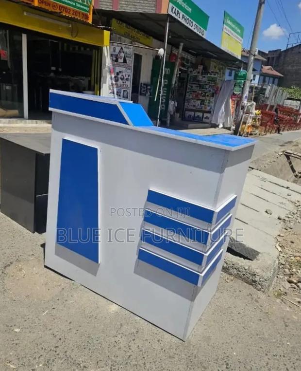 Office Receptionist Table - main view