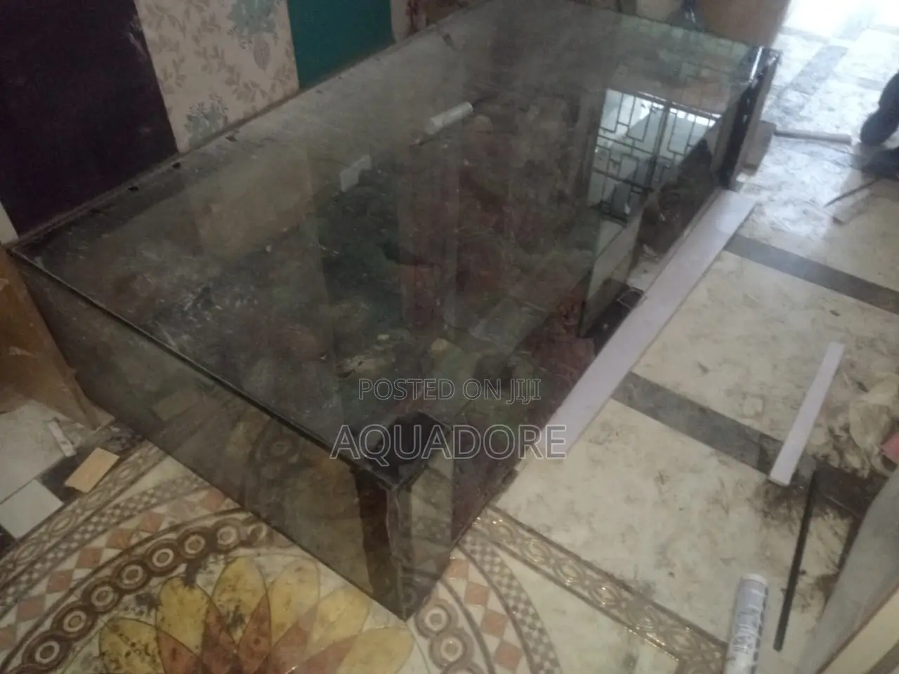 Stand Aquarium
