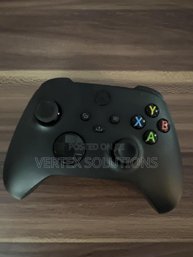 X Box 360 Controller - main view