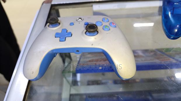 X Box 360 Controller - main view