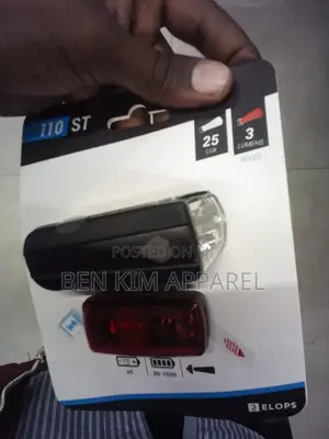 Front and Rear 75 and 3 Lumens Bicycle Lights 5 Batteries Waterproof