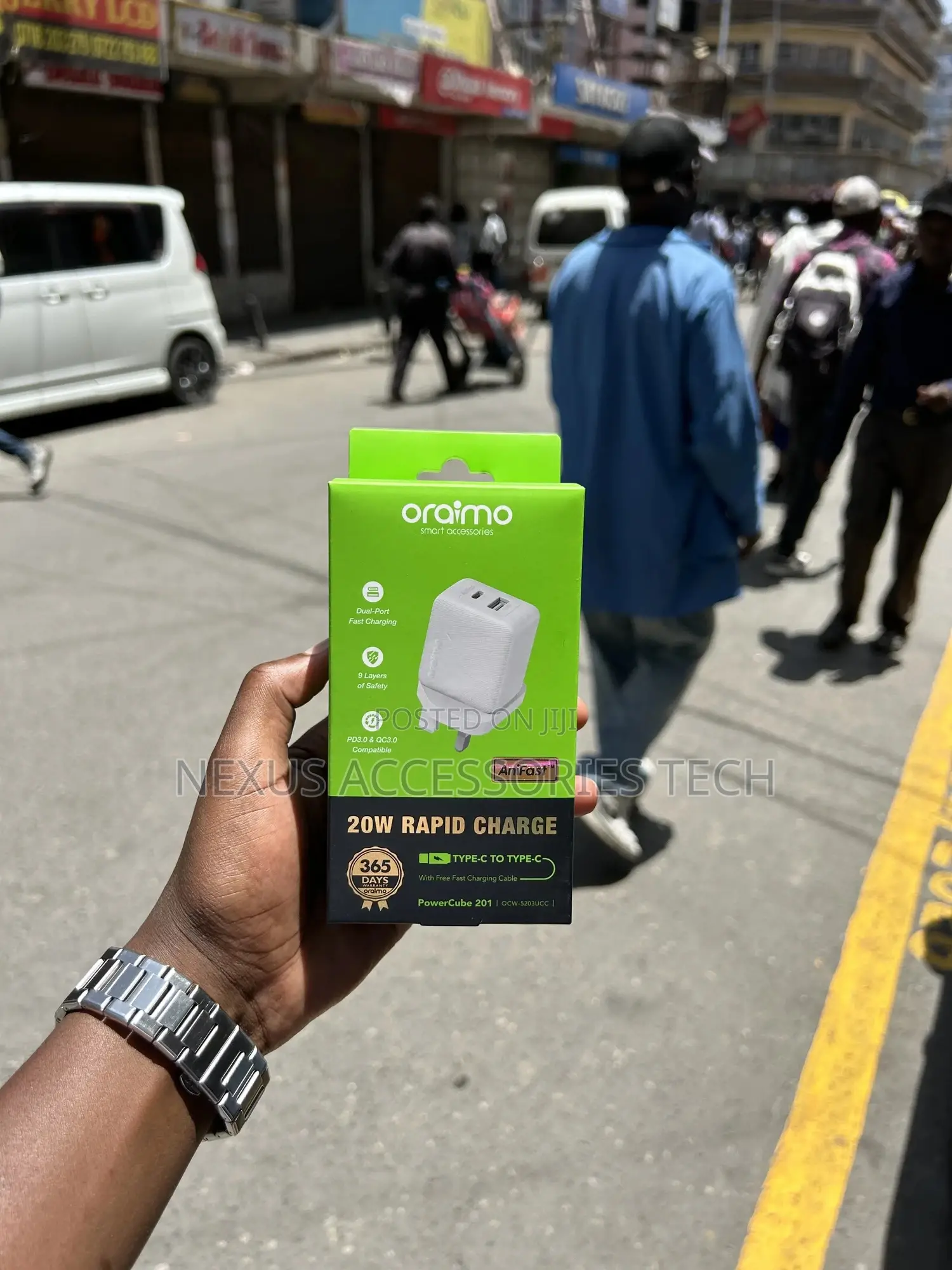 Oraimo 20w Pd Fast Charger Ocw-5203ucc – Usb-a + Usb-C Wall Charger