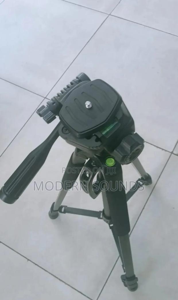 Bosch Bt 150 Compact Tripod - main view