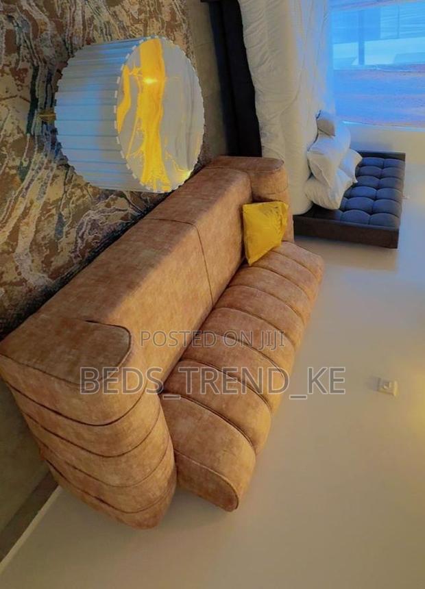 Modern Classy 3 Seater Tufted Sofa