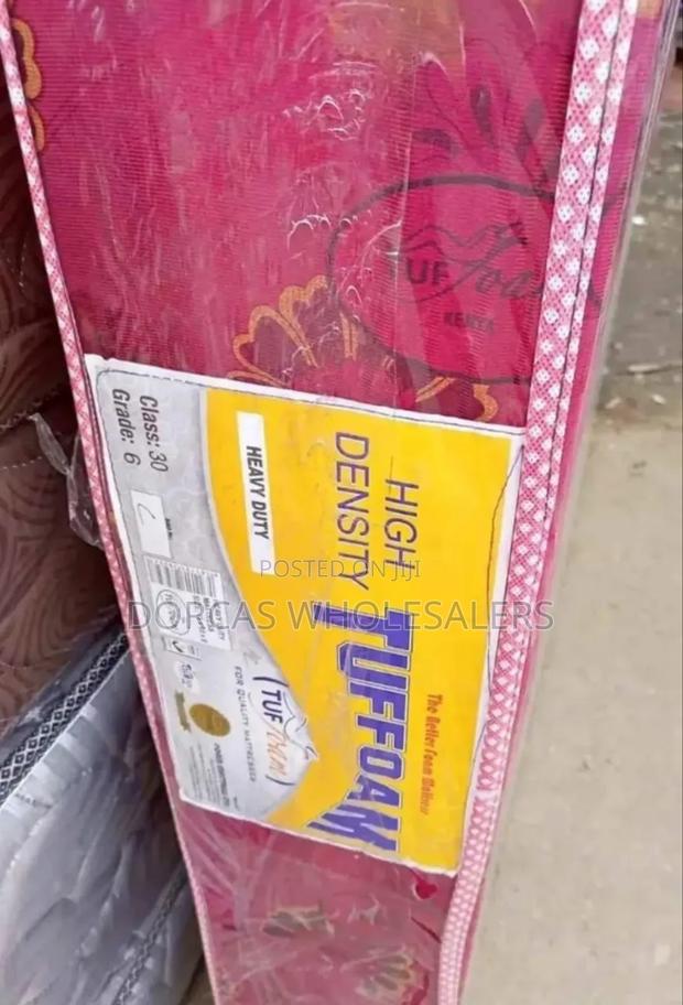 High Density 4 by 6 8 Inches Mattress