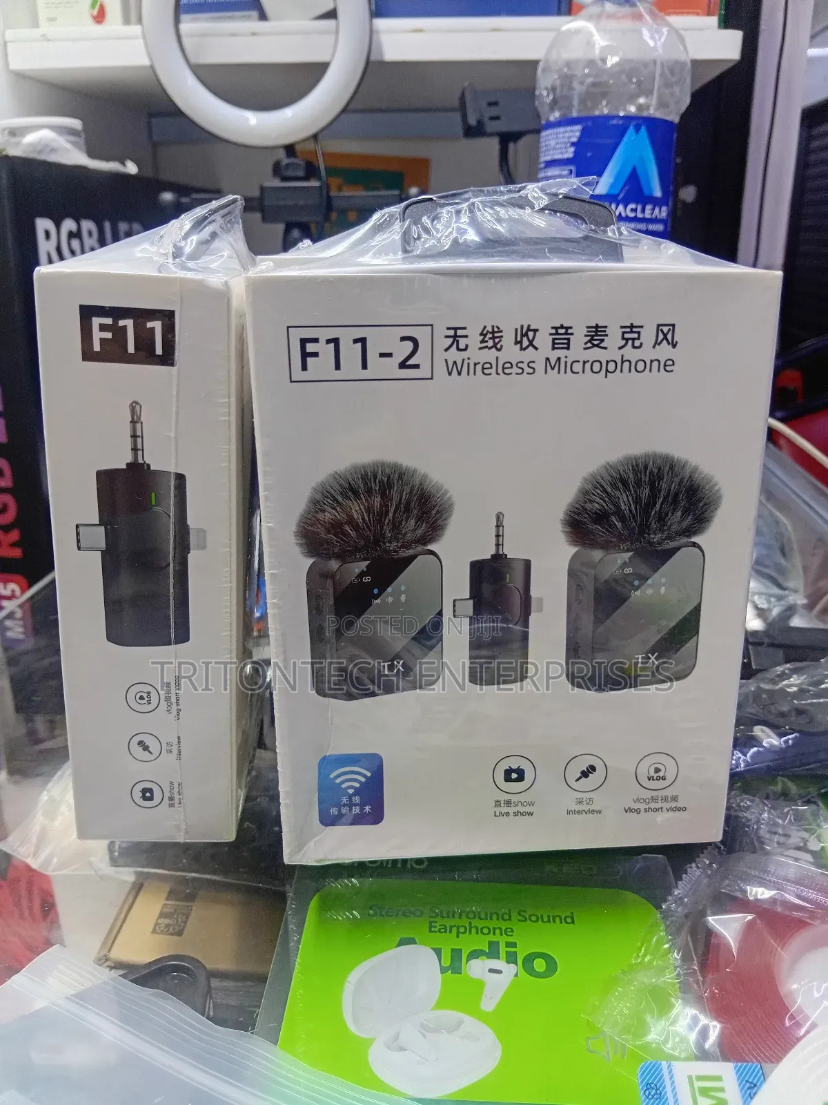 F11-2 Wireless Microphones Live Show