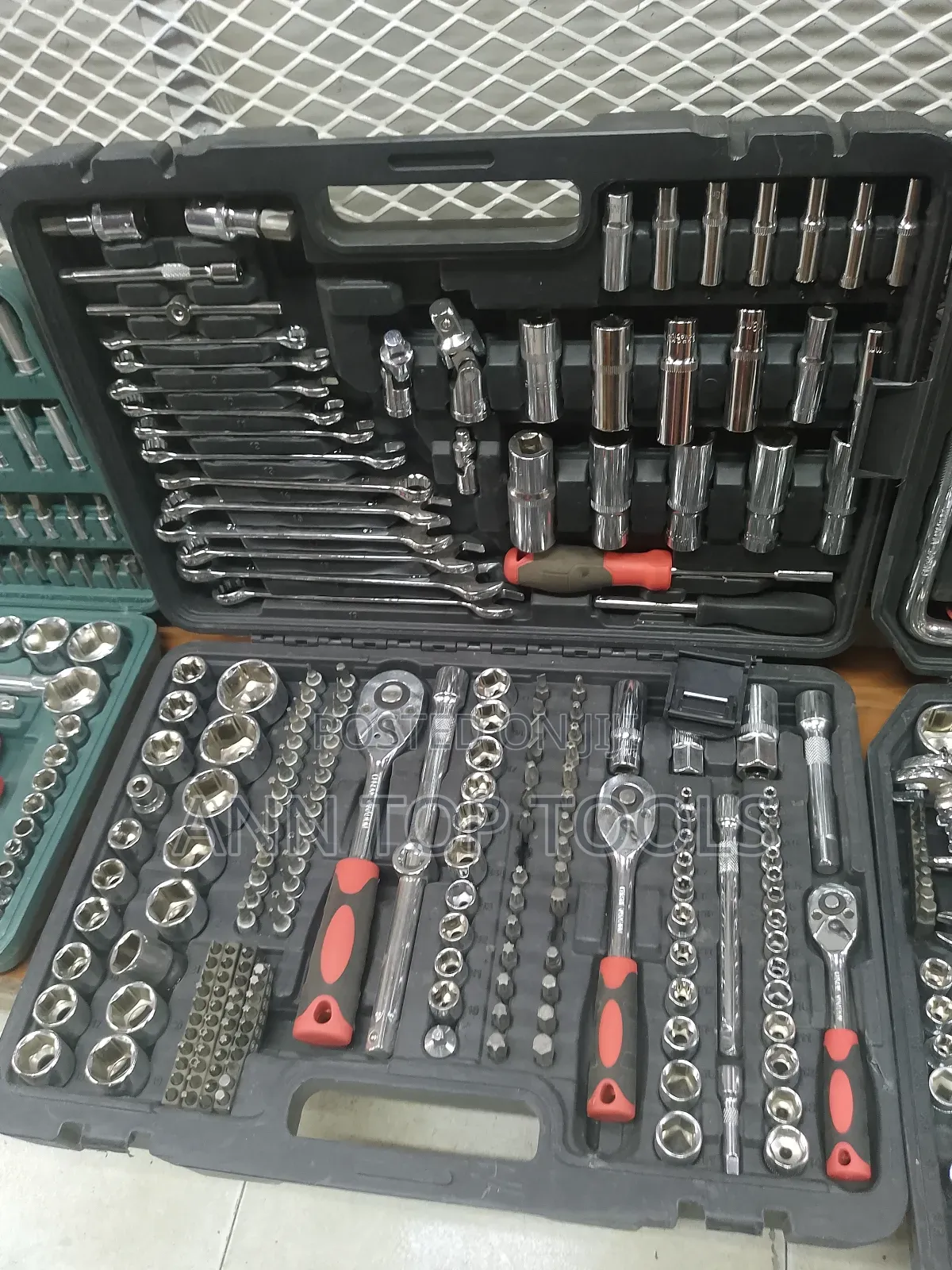 Tool Kit 216 Pieces