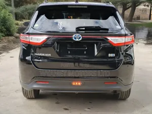 Toyota Harrier 2.5 Hybrid 4WD 2019 Black
