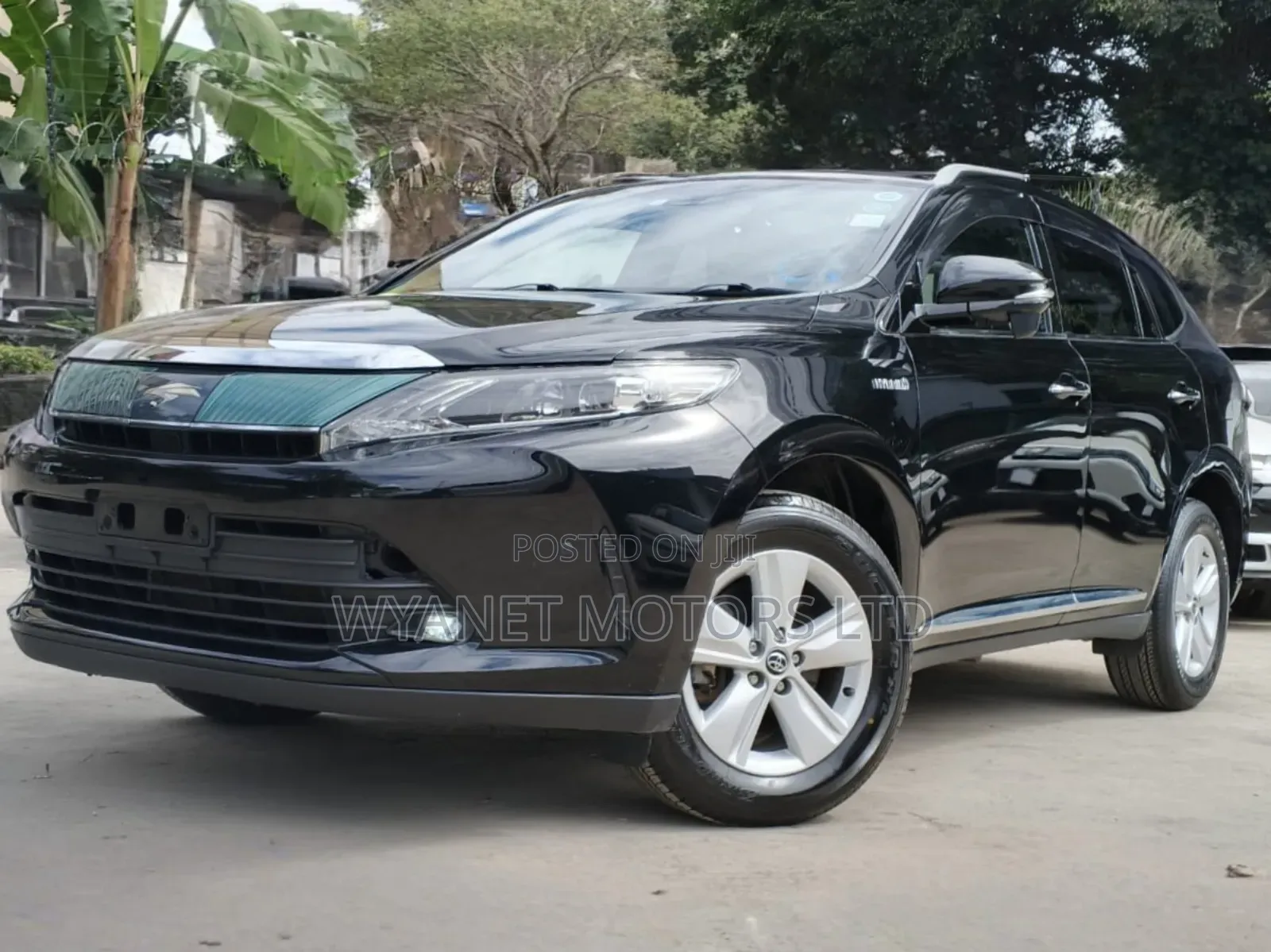 Toyota Harrier 2.5 Hybrid 4WD 2019 Black