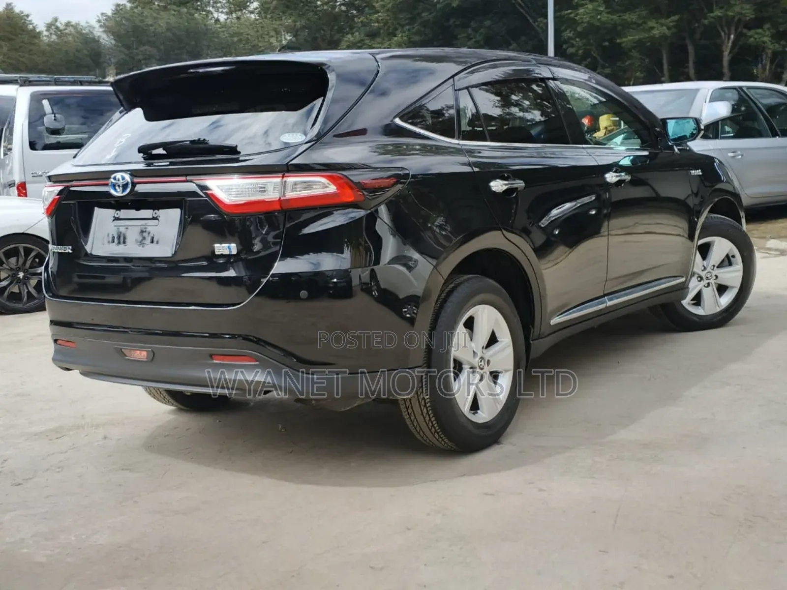 Toyota Harrier 2.5 Hybrid 4WD 2019 Black