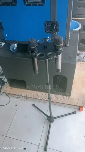Multi-Microphone Holder Stand,