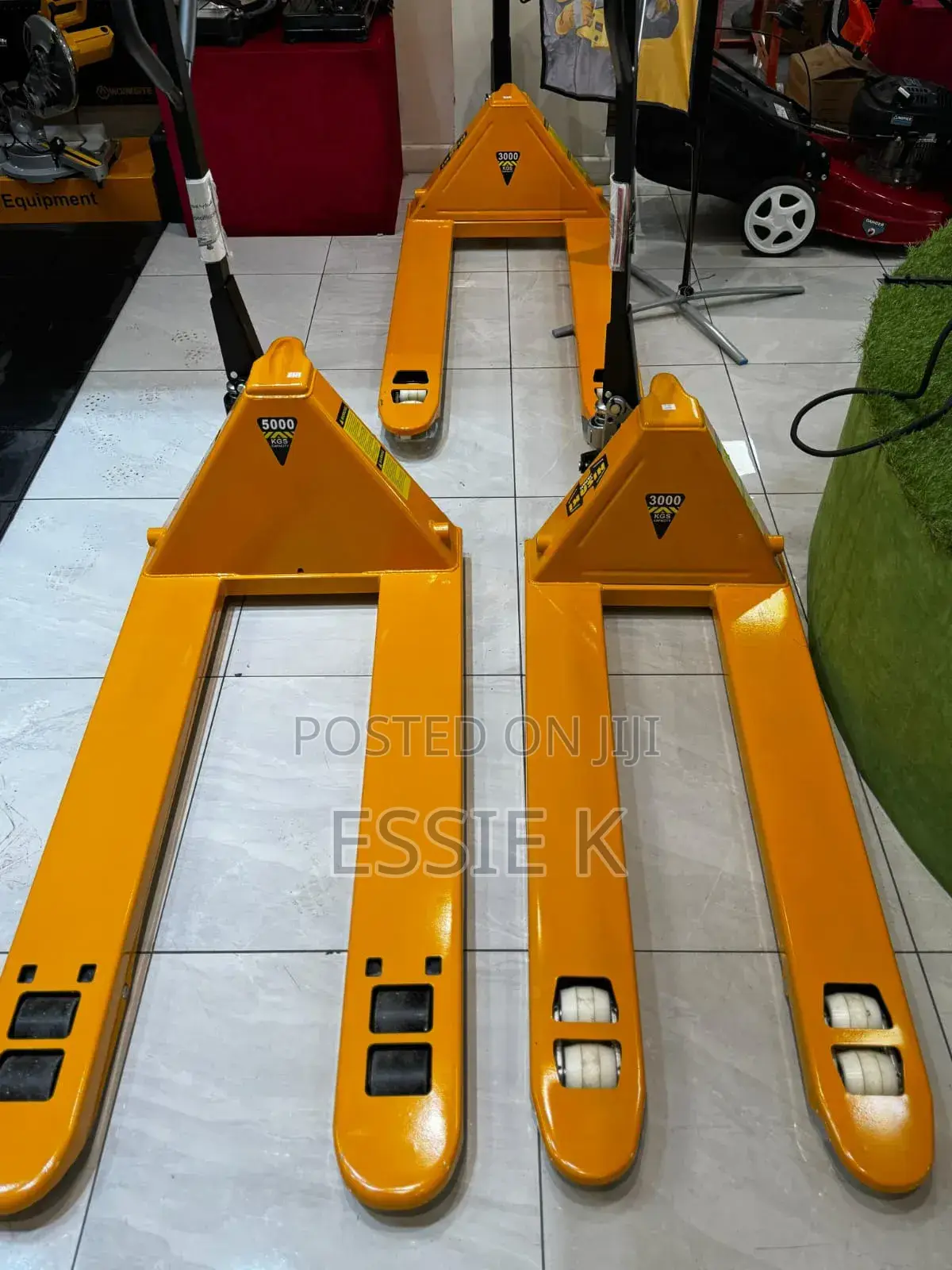 Hydraulic Pellet Truck