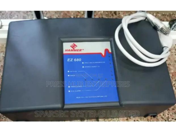 Hammer Ez 680 Electric Fence Energizer. - main view