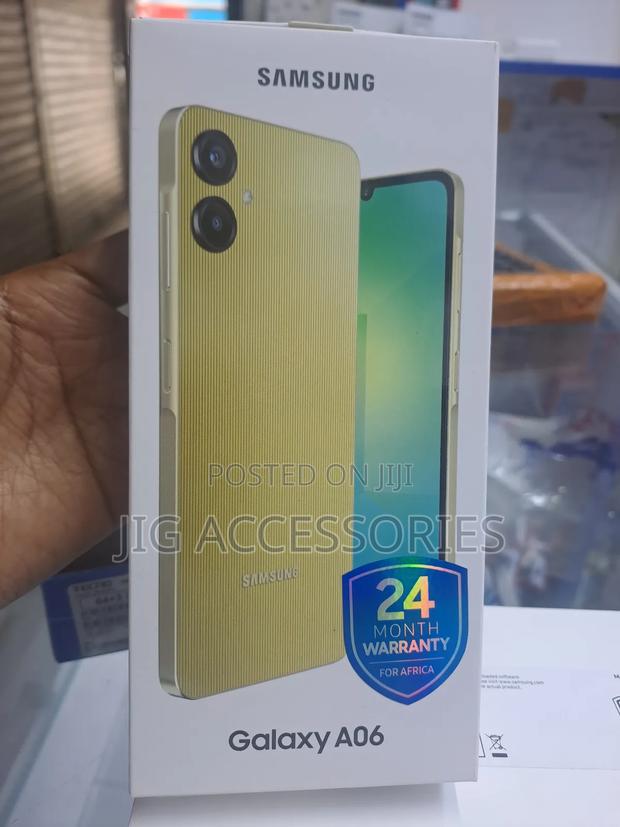 New Samsung Galaxy A06 128 GB Gold - main view