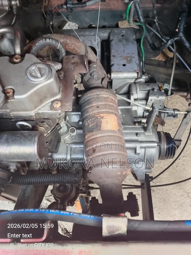 Piaggio 2025 Red - thumbnail 2