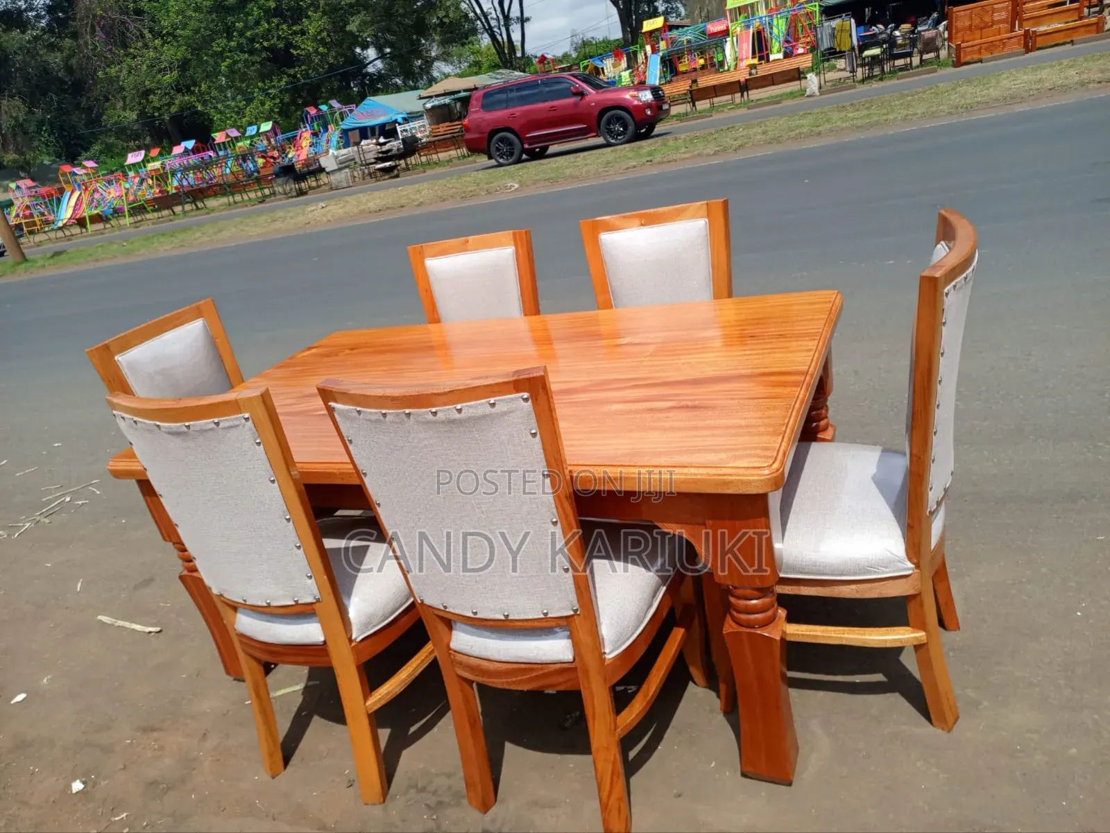 Magnificent 6 Seater