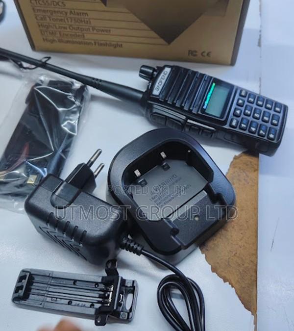 Baofeng Uv 5r Professional Grade Two Way Transceiver