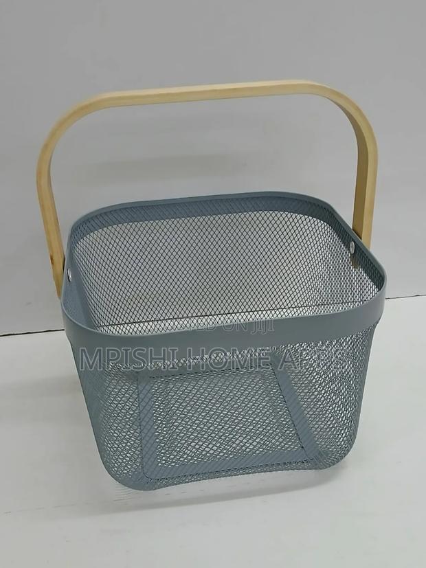 Portable Fruits Storage Basket - thumbnail 2