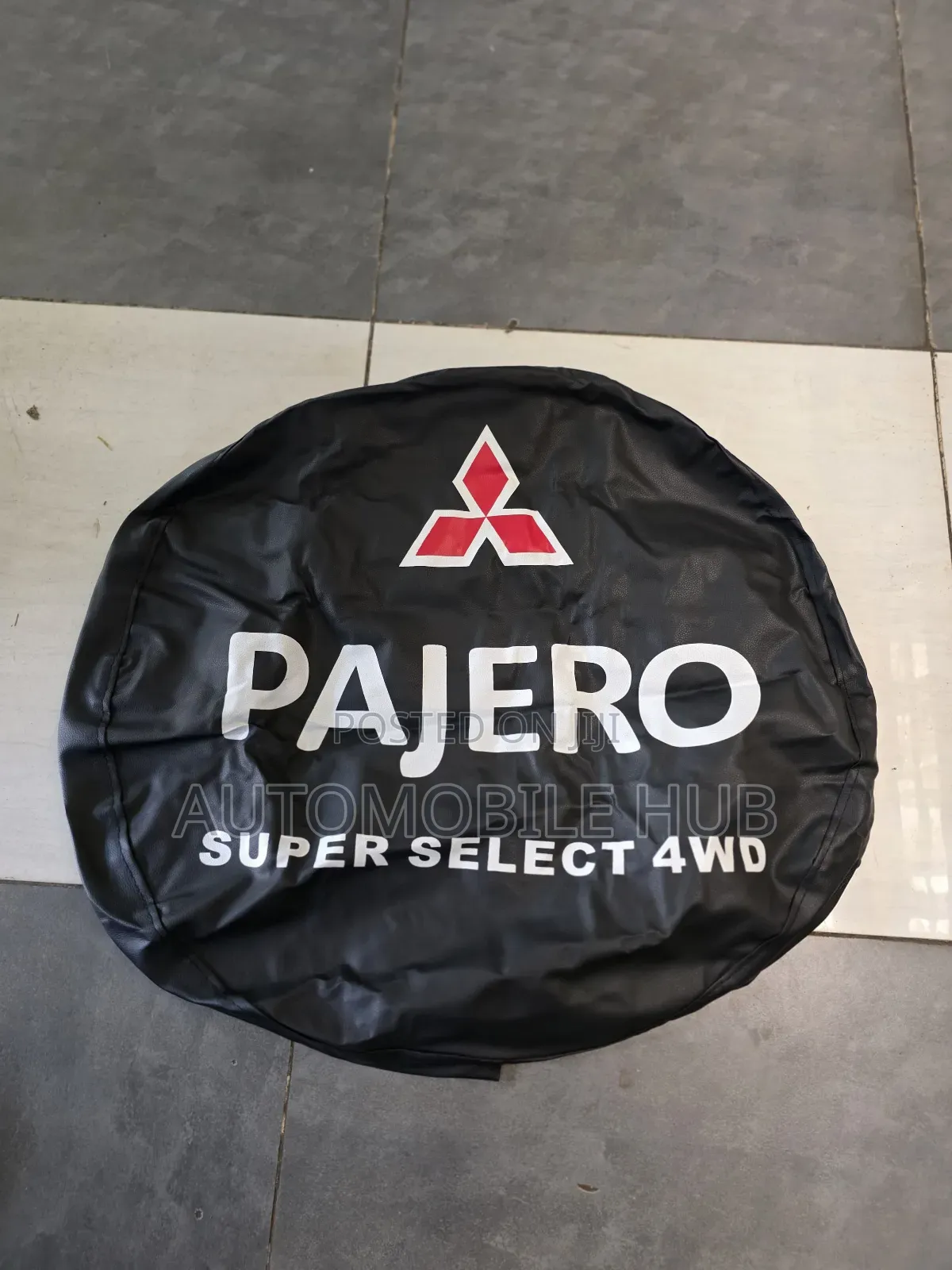 Mitsubishi Pajero 15′′ Spare Wheel Cover – Strong Weatherproof