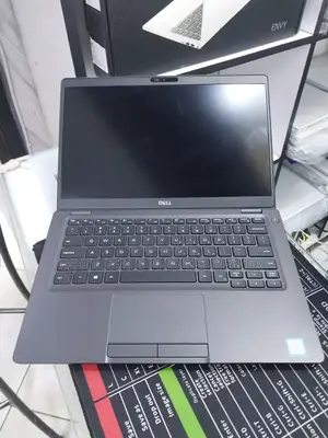 Laptop Dell Latitude 5300 8GB Intel Core i5 SSD 256GB