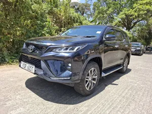 Toyota Fortuner 2.4 D AWD 2018 Black