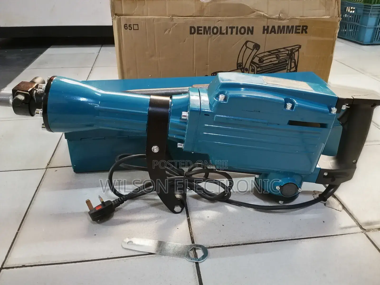 Makita Demolisher. Jack Hammer 3500w