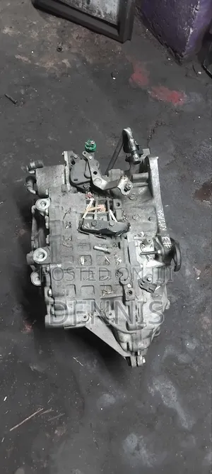 Ex Japan Gearbox Mr20 2wd Nissan Serena