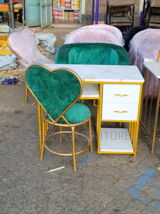 Green Manicure Set - main view