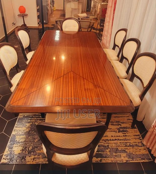 A Beautiful, Used 8 Seater Heavy Duty Dining Table Plus 7 Chairs