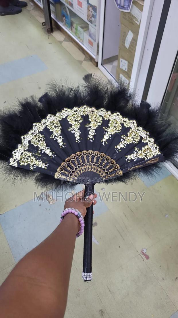 Black Feather Fan - thumbnail 6