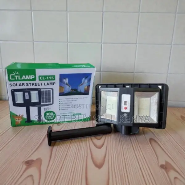Ctlamp 300w Double Sided Led High Performance Solar Street Light