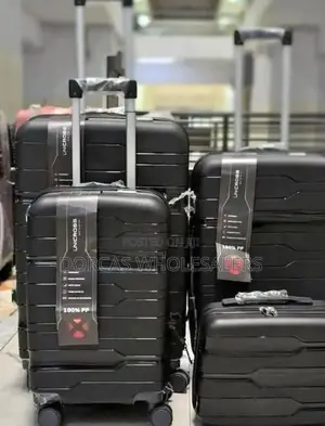 Size 4 Unbreakable Rubber Suitcase Black