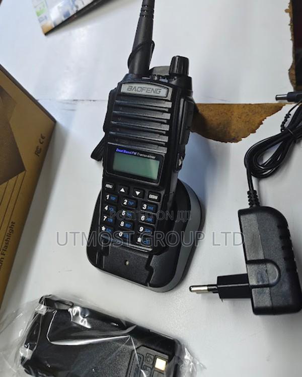 Baofeng Uv 5r Durable Walkie Talk for Construction Sites - main view