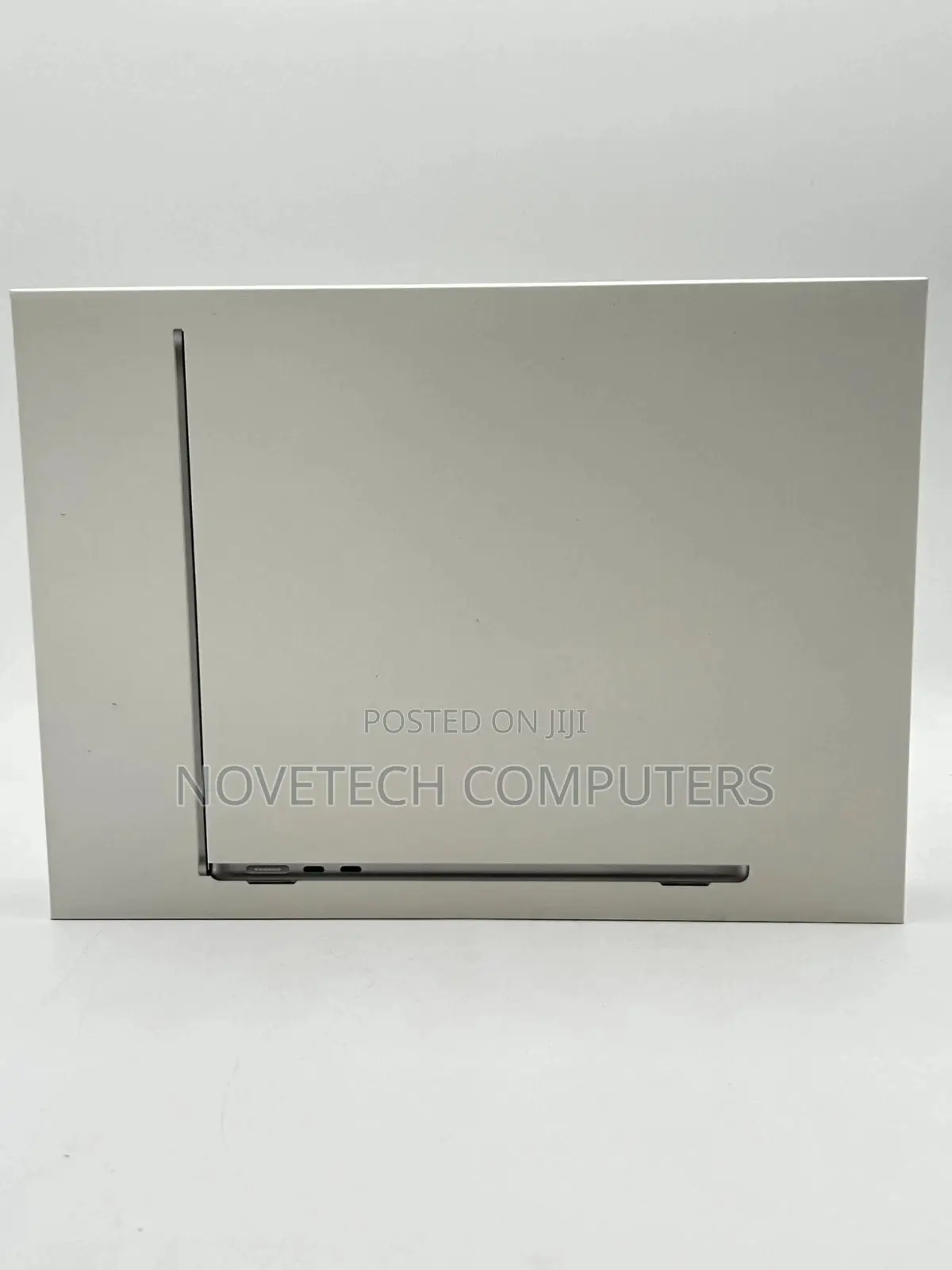 New Laptop Apple MacBook Air 2025 M4 13-inch 16GB Apple M4 SSD 256GB